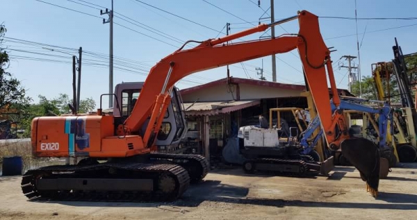 ขายด่วนรถเเบคโฮHITACHIEX120-2รหัส12N 37730รถนอกเพื่งนำเข้ามาใหม่สวยเดิมๆเคื่องดีปั่มแรงบูมอามร์สวยเร็วแรงไม่โหลด เครื่องอีซุซุ 4BD1 เทอร์โบยังไม่เคยใช้งานในไทยเลย