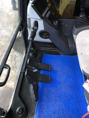 ขออนุญาติขายรถ pc200-8MOKOMATSUสวยๆพร้อมใช้งานชั่วโมง7400เอกสารเล่มไฟ้าครบทุกระบบพร้อมใช้งานราคา 2350000 สนใจติดต่อ0853224877-0988930465