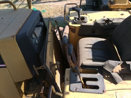 ขออนุญาติขายรถ D5Mสป็อกเก็ดลอยตีนเป็ดเอกสารเล่มพร้อมใช้งานราคา850000 สนใจติดต่อ0853224877-0988930465