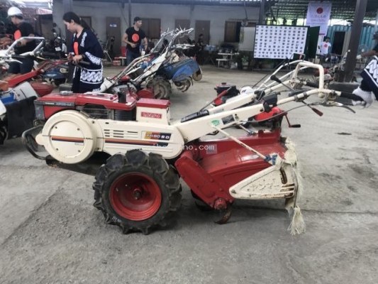 ลด 28\% รถพรวนดินเดินตาม YANMAR รุ่น YH80 ปกติ 36,000 บาท รหัสสินค้า 50109064 www.nihonmono.com ลด 28\% รถพรวนดินเดินตาม YANMAR รุ่น YH80 ปกติ 36,000 บาท รหัสสินค้า 50109064 www.nihonmono.com