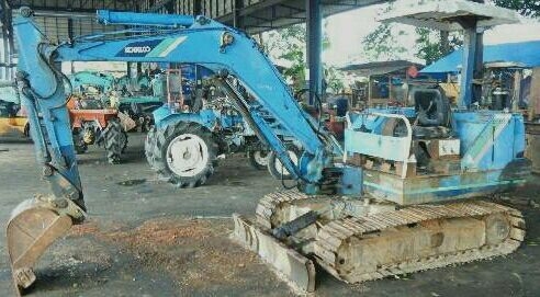 ขายแบคโฮ kobelco sk032 เทียบเท่า pc35 เก่าเจแปนอินวอล์ย