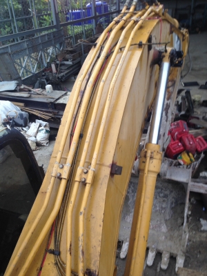 320C ช่วงล่างใหม่หมด โซ่-ใบใหม่ แน่นทุกจุด 20,000ชั่วโมง ไฟฟ้าครบ สัญญาซื้อขาย