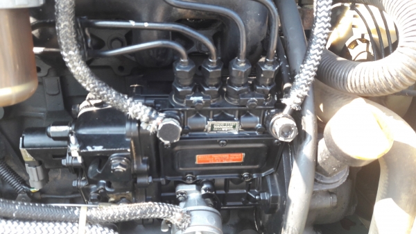 รถขุด Yanmar B50-2 พร้อมหัวคีบไม้ เก่าญี่ปุ่น