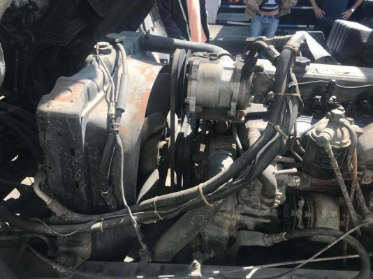 570,000"ขาย 6 ล้อ Hino สิงห์ไฮเทคปี 38 เครื่อง 195 แรงกระบะพื้นเรียบมีวินท้ายช่วงยาว 5 เมตร 50