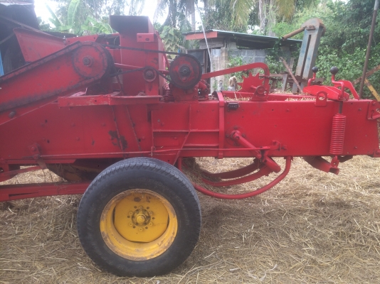 ขายนิวฮอนแลน 276 ราคา 98,000  เช็คให้พร้อมใช้งาน แล้วครับ สนใจโทร 091-0206555 อยู่สุรินทร์ครับ