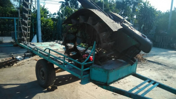 สารีรถเดินตามสภาพดีเหล็กสวยพร้อมใช้คับ สารีรถเดินตามสภาพดีเหล็กสวยพร้อมใช้คับ