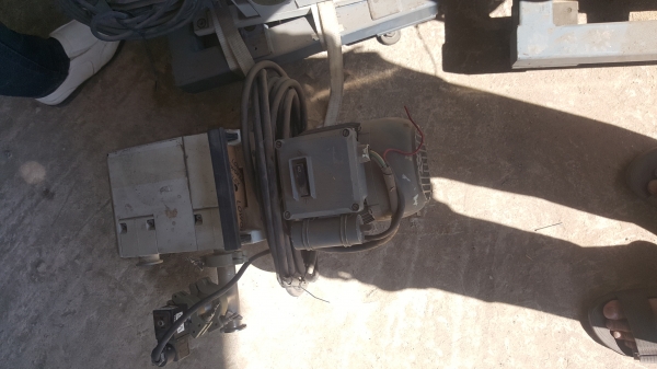 ขายแวคคั่ม3แรงม้ามีU-VAC 1เครื่อง15,000 บาทไม่มีU-VAC 1 เครื่อง 10,000 บาท