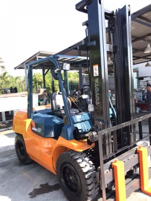 ขาย FORKLIFT TOYOTA รุ่น 7  ขนาด  3.5  ตัน