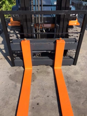 ขาย FORKLIFT TOYOTA รุ่น 7  ขนาด  3.5  ตัน