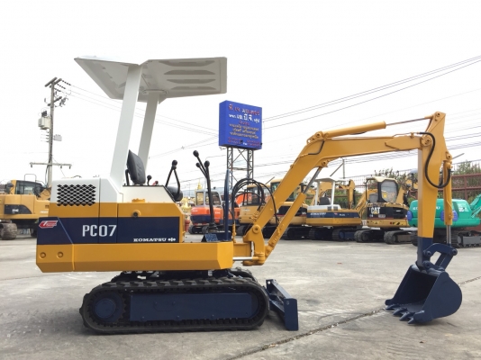 รถขุดเล็ก Komatsu PC07 มือสอง นำเข้าจากญี่ปุ่น รถขุดเล็ก Komatsu PC07 มือสอง นำเข้าจากญี่ปุ่น