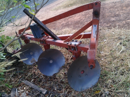 ขายผานบุกเบิกผาน3 ตราช้างใส่รุ่น 47-50 สภาพพร้อมใช้งานราคาต่อรองได้คับ0874496658