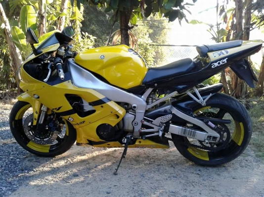 ยามาฮ่า r1 1000cc จดทะเบียน2002 สวยเดิม เครื่องกิ้ฟ ทะเบียนแท้ พร้อมโอนทุกข่นส่ง