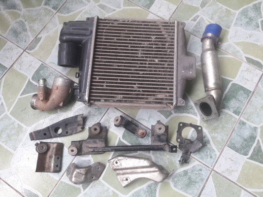 อินเตอร์วีโก้สวยๆครับให้ทั้งกอง 2500  ถังลมต้องทำสี400