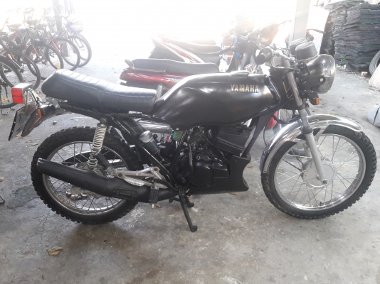 RXZ135แต่งสวยครับ เอกสารครบๆเอาไปโอนได้เลยครับทะเบียนครับ 18000ครับ แถมหมวก1ใบครับ RXZ135แต่งสวยครับ เอกสารครบๆเอาไปโอนได้เลยครับทะเบียนครับ 18000ครับ แถมหมวก1ใบครับ