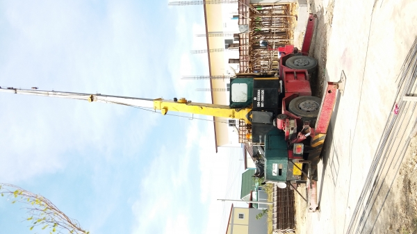 ขายเครนทาดาโน่ ขนาด 8 ตัน สภาพพร้อมใช้