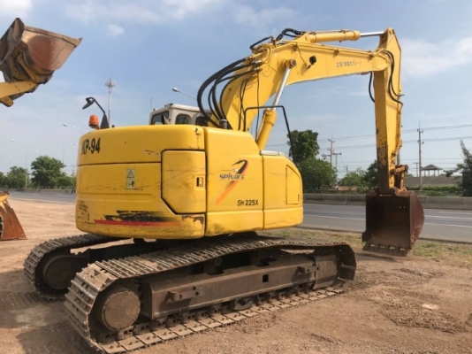 ขายรถแบคโฮ SUMITOMO SH225X-3 ปี 2004 มีลายหัวกระแทก รถนอกนำเข้าจากญี่ปุ่น สภาพสวยพร้อมใช้ มีVDOการทำงานครับ ขายรถแบคโฮ SUMITOMO SH225X-3 ปี 2004 มีลายหัวกระแทก รถนอกนำเข้าจากญี่ปุ่น สภาพสวยพร้อมใช้ มีVDOการทำงานครับ