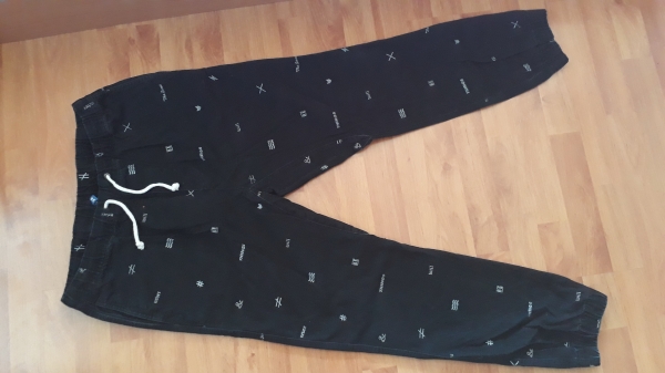 กางเกงขาจั๊ม เอวยืด กางเกงขาจั๊ม เอวยืด