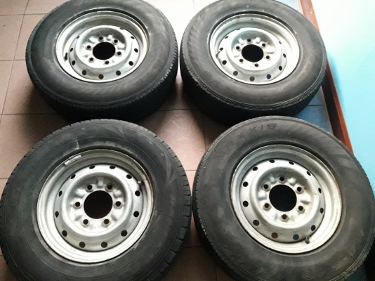 กระทะ14 6รู พร้อมยาง 4ล้อ 600