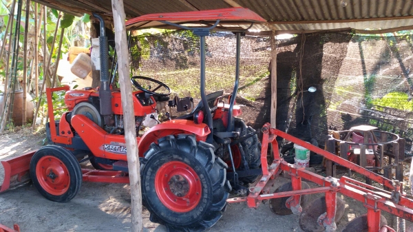 KRT140 พร้อมใช้สวยๆๆ เครื่องดี ดันหน้าพาลหลังสมบูรณ์