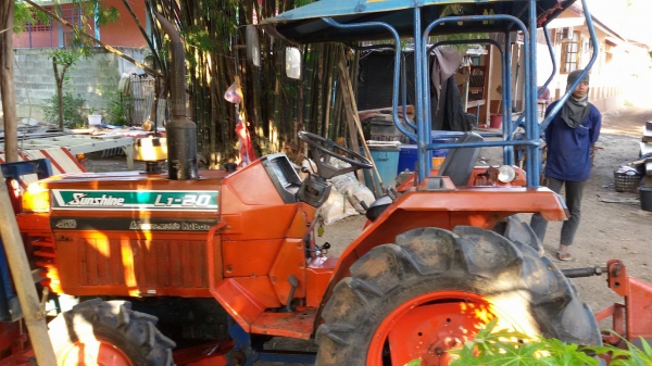 L1- 20 สองเพลา เครื่องดีพร้อมใช้งาน L1- 20 สองเพลา เครื่องดีพร้อมใช้งาน