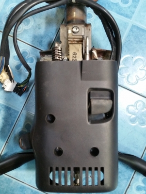 ชุดแกนและคอพวงมาลัยปรับองศาได้ ISUZU D-MAX มีสวิตซ์ไฟยกเลี้ยว มีชุดกุญแจและลูก แท้ติดรถ ขาย 2,900บาท