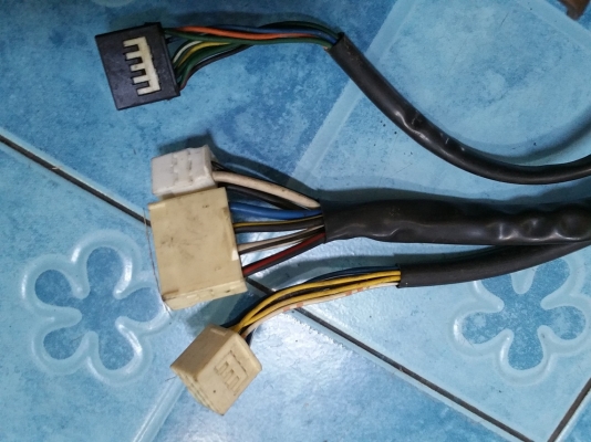 ชุดแกนและคอพวงมาลัยปรับองศาได้ ISUZU D-MAX มีสวิตซ์ไฟยกเลี้ยว มีชุดกุญแจและลูก แท้ติดรถ ขาย 2,900บาท