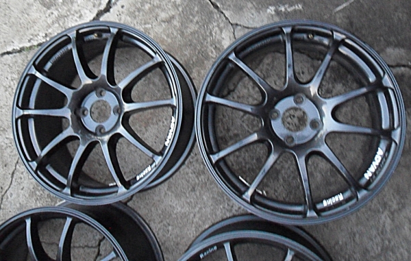 แม็กซิ่ง ขอบ17 ลายADVAN 4รู100 สีสวย (4วง6,000) แม็กซิ่ง ขอบ17 ลายADVAN 4รู100 สีสวย (4วง6,000)