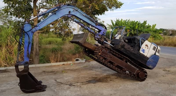 ขายด่วนรถแบคโฮIHI40Jรุ่นยอดนิยมคอนโทลน้ำมันสั่นปั่มนี้วเทียบเท่าPC40เครื่องดีปั่มดีเร็วแรงรถนอกเพิ่งนำเข้ามาใหม่ยังไม่เคยใช้งานในเมืองไทยเลย