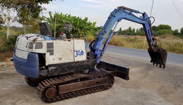 ขายด่วนรถแบคโฮIHI40Jรุ่นยอดนิยมคอนโทลน้ำมันสั่นปั่มนี้วเทียบเท่าPC40เครื่องดีปั่มดีเร็วแรงรถนอกเพิ่งนำเข้ามาใหม่ยังไม่เคยใช้งานในเมืองไทยเลย