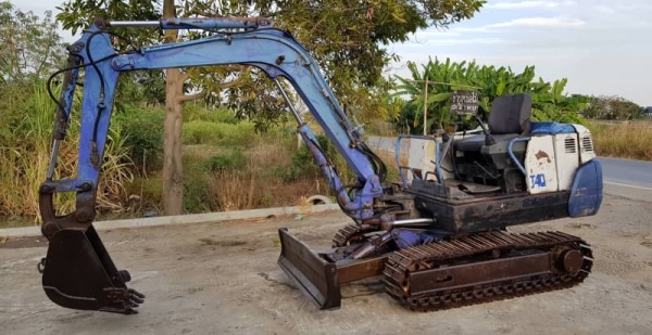 ขายด่วนรถแบคโฮIHI40Jรุ่นยอดนิยมคอนโทลน้ำมันสั่นปั่มนี้วเทียบเท่าPC40เครื่องดีปั่มดีเร็วแรงรถนอกเพิ่งนำเข้ามาใหม่ยังไม่เคยใช้งานในเมืองไทยเลย