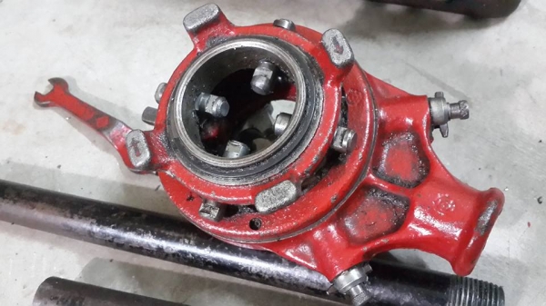 ต็าปเกลียวมือ REX 2R made in japan