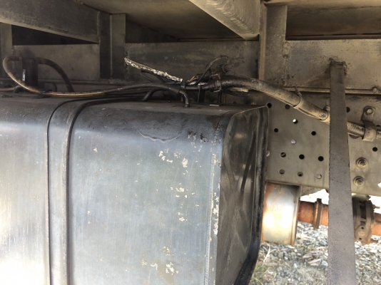 ขาย6ล้อISUZU NQR175แรงยูโร3จดปี54กระบะเหล็กทั้งลูกยาว5.70เมตร ขาย6ล้อISUZU NQR175แรงยูโร3จดปี54กระบะเหล็กทั้งลูกยาว5.70เมตร