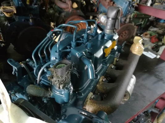 ขายเครื่องคูโบต้าสี่สูบ V1200 ขนาด 25 แรงม้า 1.237 ซีซี ขายเครื่องคูโบต้าสี่สูบ V1200 ขนาด 25 แรงม้า 1.237 ซีซี