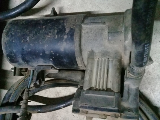 ขายอุปกรณ์ปั้มและแตรลมติดตั้งรถออฟโรด