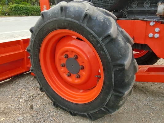 L4508 อุปกรณ์ 3ชิ้น ใบดันหน้า+ผาน6+โรตารี่ ทำงาน 1911 ชม รถปี51 ราคา 265000฿ ร้าน ส.เจริญแทรกเตอร์ อ.บางระกำ จ. พิษณุโลก สนใจติดต่อสอบถาม 0906910337