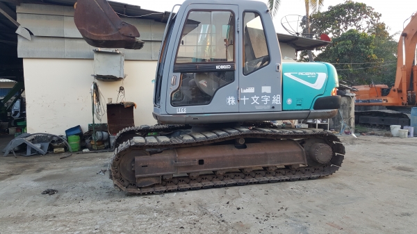 มาใหม่จ้า# KOBELCO SK120-3 มาร์คไฟล์ชุปเปอร์ #รถขุดยอดนิยม เก๋งเหลี่ยม สภาพเดิมๆๆ ยังไม่ผ่านการใช้งานในไทย