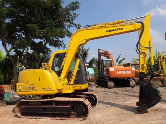 ขายKOMATSU PC60-7E  เก่านอกแท้  มีลายแย๊ก  ปลายพิเศษ   สภาพสวยพร้อมใช้  โทร 089-3818694  ดวงนภา