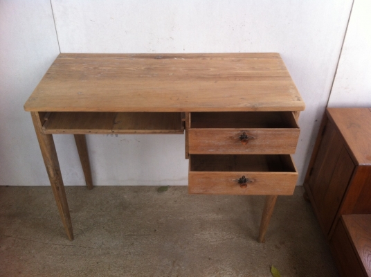 ขายโต๊ะคอมฯเข้ามุมไม้สักเก่า ขายโต๊ะคอมฯเข้ามุมไม้สักเก่า