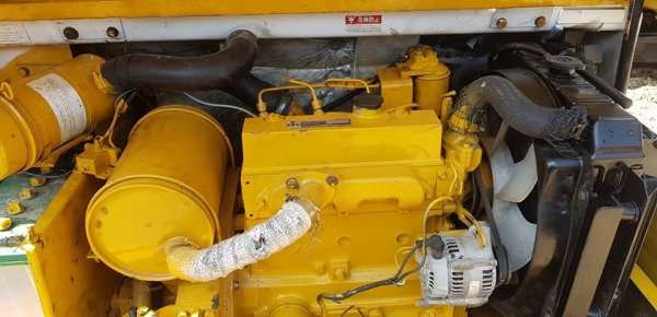 แบคโฮ KOMATSU PC40-6