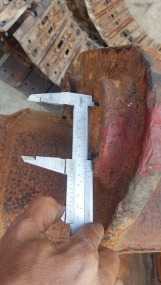 ขายบุ้งกี๋ สำหรับรถขุด 100-120 ใช้กับงานขุดร่อง ปากกว้าง67 cm  สลัก60mm  ขาย 9,500 บาท