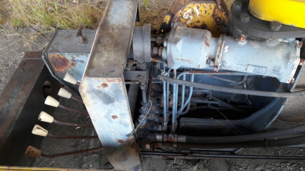 ขายด่วนเครนติดรถบรรทุก เก่านอก พร้อมใช้งาน ยี่ห้อ shinmeiwa รุ่น CB29-15S ขนาด 3t 3ปลอก 2 ชัก ขายราคา 73,000 บาท ขายด่วนเครนติดรถบรรทุก เก่านอก พร้อมใช้งาน ยี่ห้อ shinmeiwa รุ่น CB29-15S ขนาด 3t 3ปลอก 2 ชัก ขายราคา 73,000 บาท