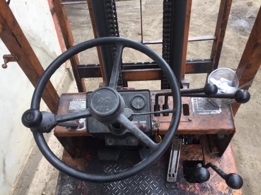 ขายด่วนน โคตรถูกก!! NISSAN รุ่น NF01 FD15 เสา 3 เมตร เกียร์ Manual