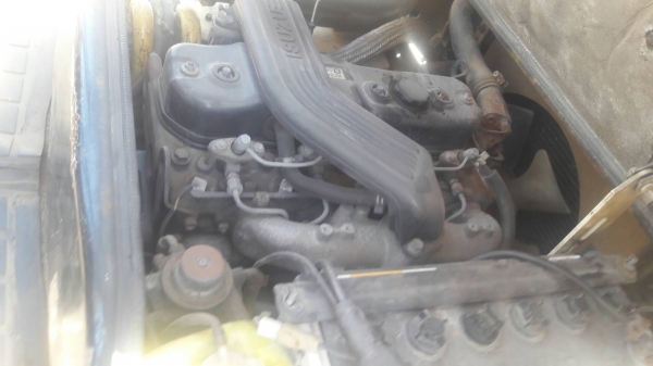 รถยกขนาด 2.5 ตัน ยางตัน  ยี่ห้อ TCM  เชื้อเพลิง  ดีเซล เครื่อง ISUZU รุ่น   FHD25Z  4สูบ เก่านอก นำเข้าจากประเทศ ญี่ปุ่น  ขายราคา220,000บาท