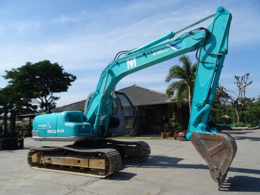 รถขุด Kobelco SK120-3 หรือที่บ้านเราเรียกกันว่า มาร์คไฟว์ ซุปเปอร์
