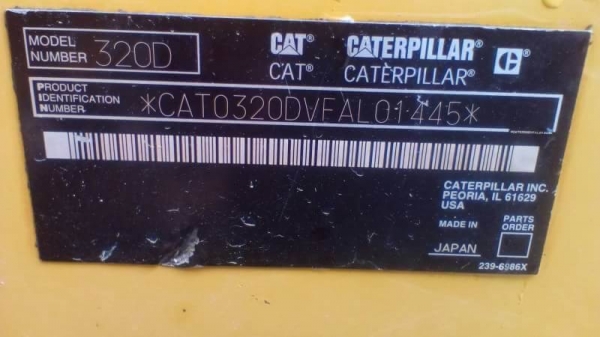 ขาย 1,49,000 บาท CATTERPILAR 320D สเปคญี่ปุ่น ทำงาน 1x,xxx ชม เครื่องดี ปั้มแรง โช่หนา เอวแน่น ไฟฟ้า