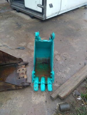 บุ้งกี๋ขุดวางท่อ ใส่ PC30 ของเก่านอก นำเข้าจากญี่ปุ่น สภาพสวย