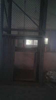 ขายลิฟท์ขนของสูง 8 เมตรใช้เครนสลิงเป็นตัวขึ้นลงราคา 60,000 บาทพร้อมรื้อมารับเองครับ ขายลิฟท์ขนของสูง 8 เมตรใช้เครนสลิงเป็นตัวขึ้นลงราคา 60,000 บาทพร้อมรื้อมารับเองครับ