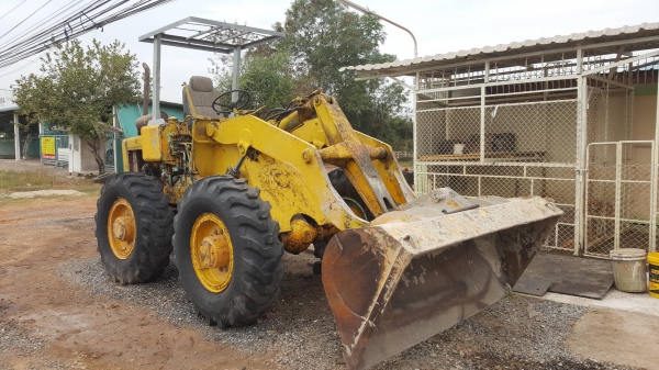 ขาย รถตัก KOMATSU JH30 เครื่องดี เกียร์ดี ยางสวย รถใช้งานได้ปกติครับ