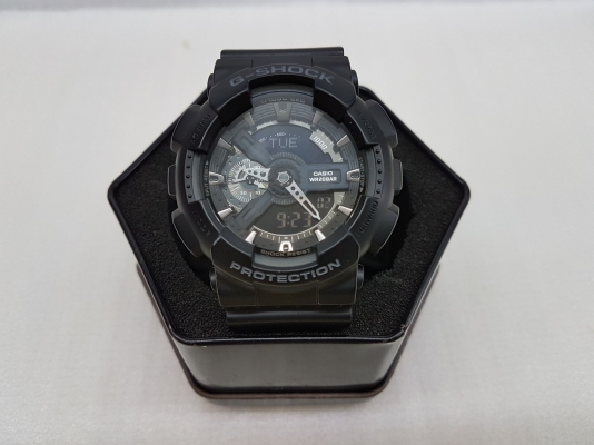 นาฬิกา CASIO G-shock รุ่น GA-110-1B สีดำ ของแท้ สภาพใหม่ กล่อง ส่งฟรี