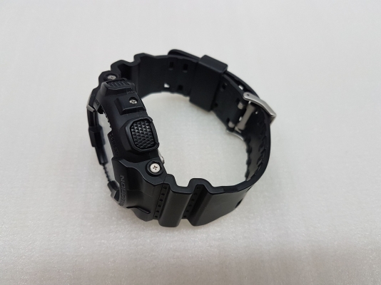 นาฬิกา CASIO G-shock รุ่น GA-110-1B สีดำ ของแท้ สภาพใหม่ กล่อง ส่งฟรี